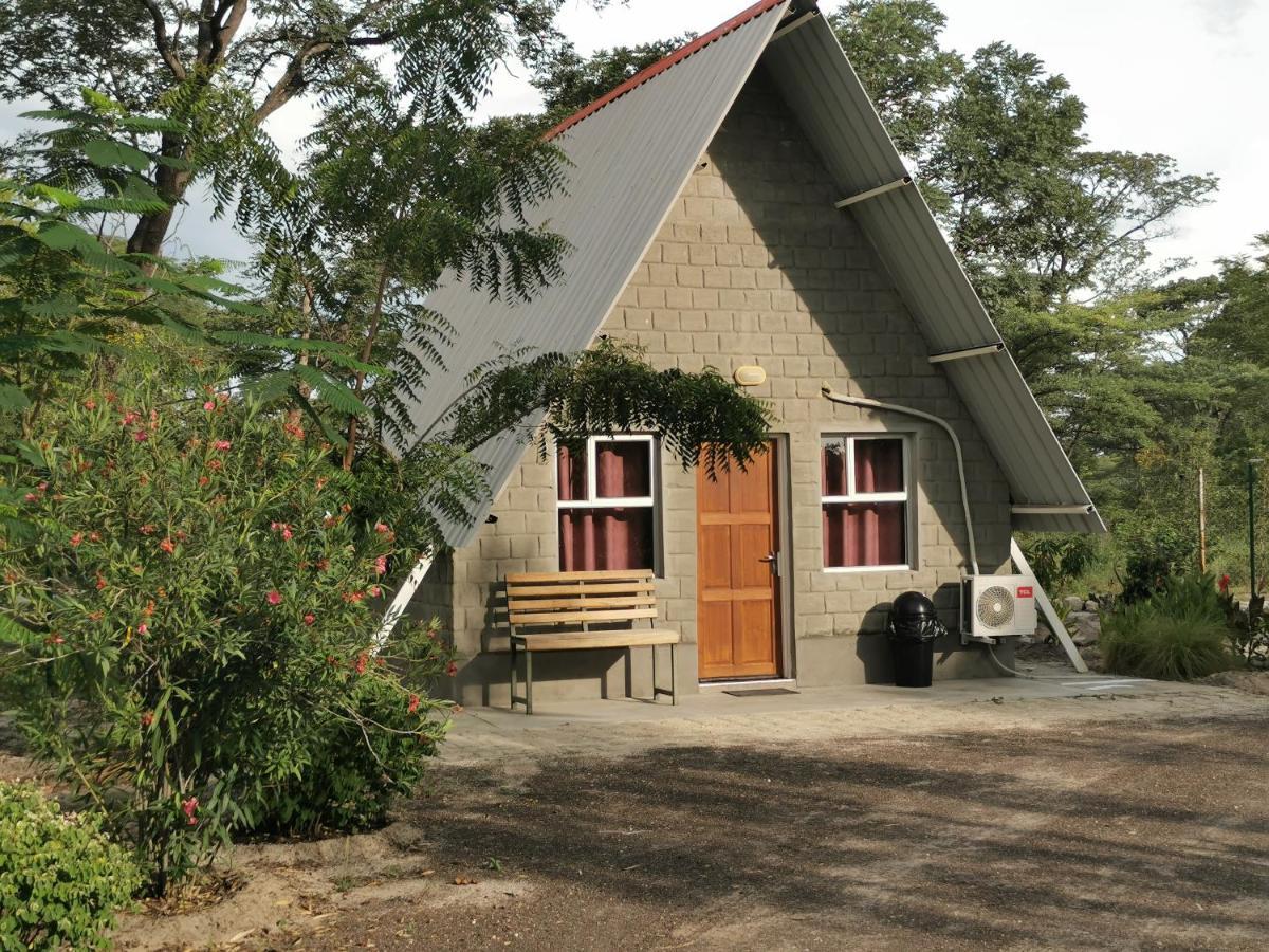 Happy Forest B&B Katima Mulilo ภายนอก รูปภาพ