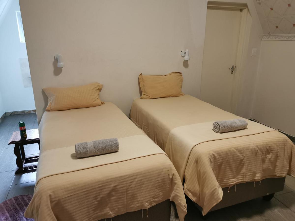 Happy Forest B&B Katima Mulilo ภายนอก รูปภาพ