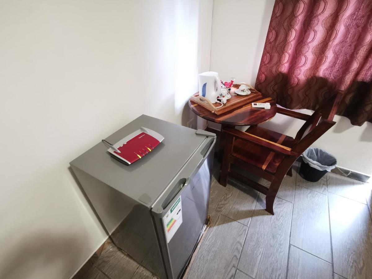 Happy Forest B&B Katima Mulilo ภายนอก รูปภาพ